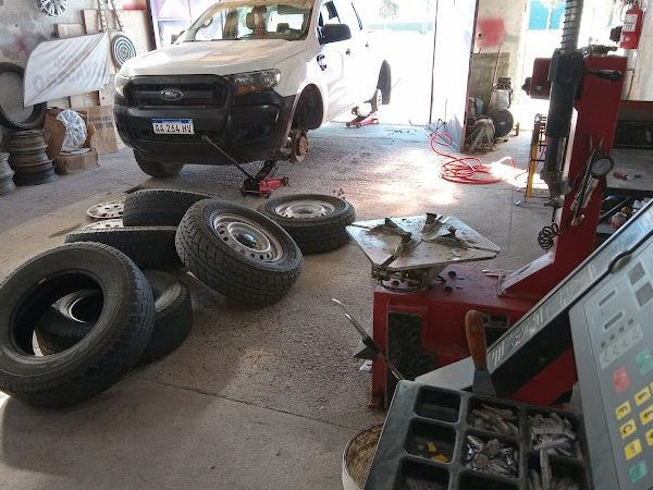 Gomeria y estética vehicular EL toco 1 gomeria y estetica vehicular el toco