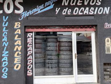 Hormiga negra (Tienda de neumáticos y Gomería) 1 hormiga negra tienda de neumaticos y gomeria