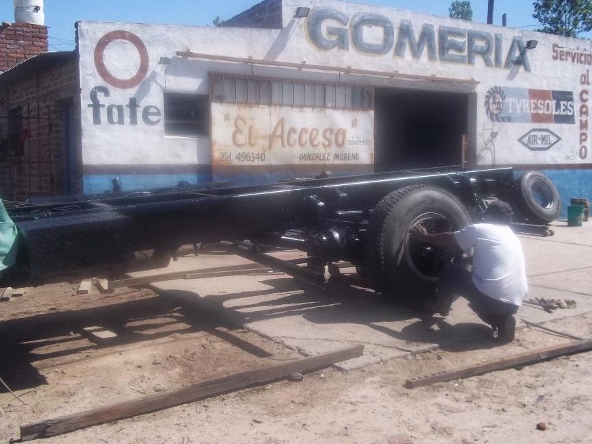 LA GOMERIA DE ACCESO 1 la gomeria de acceso