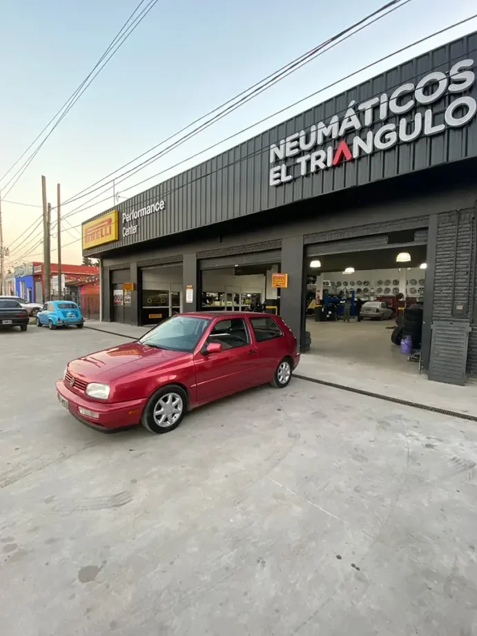 Neumáticos "El Triángulo" 1 neumaticos el triangulo