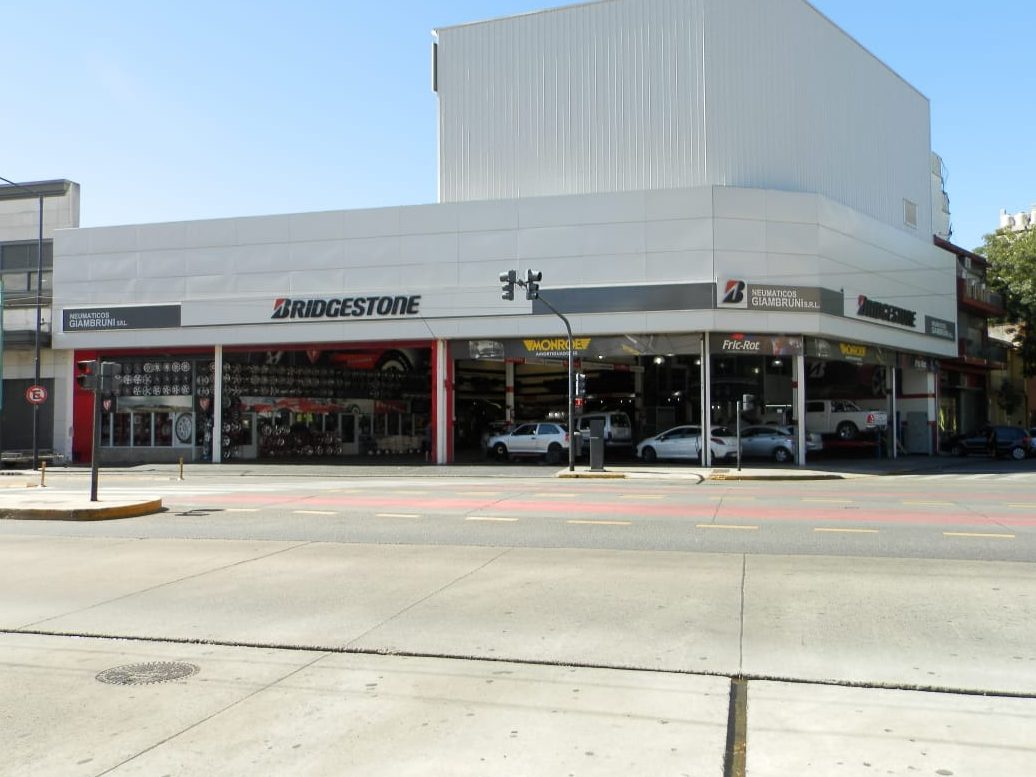 Neumáticos Giambruni S.R.L. 1 neumaticos giambruni s r l 1