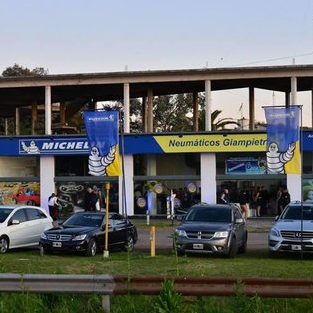 Neumaticos Giampietro Mercedes 1 neumaticos giampietro mercedes